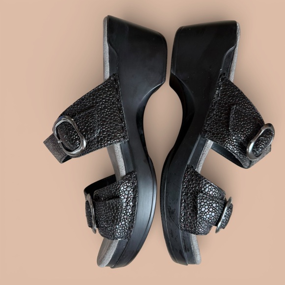 Dansko Black Pebbled Leather Comfort Slide Mule Sandals EU 38 (approx. US 7.5–8) - Picture 3 of 11